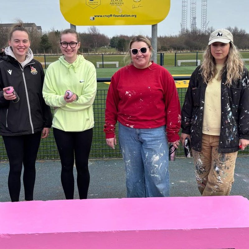 Cruyff Court Neale Cooper&nbsp;Benches
